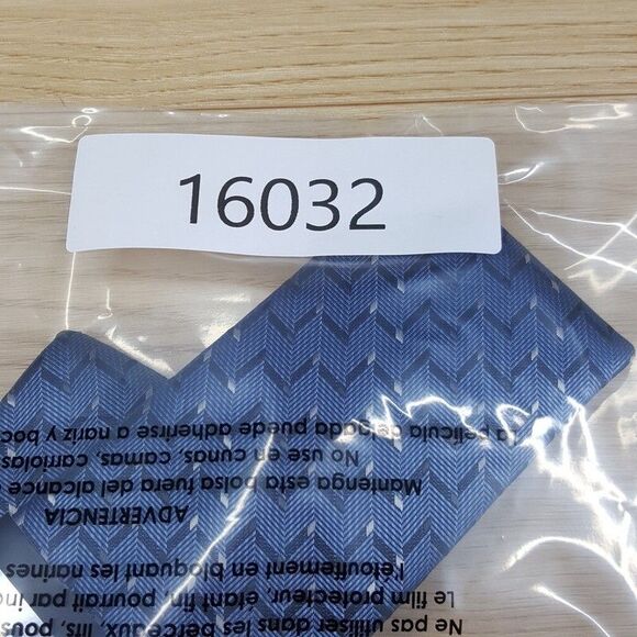 ALFANI Mens Neck Tie Blue Zig Zag Stain Resistant Classic Pointed - Picture 5 of 5